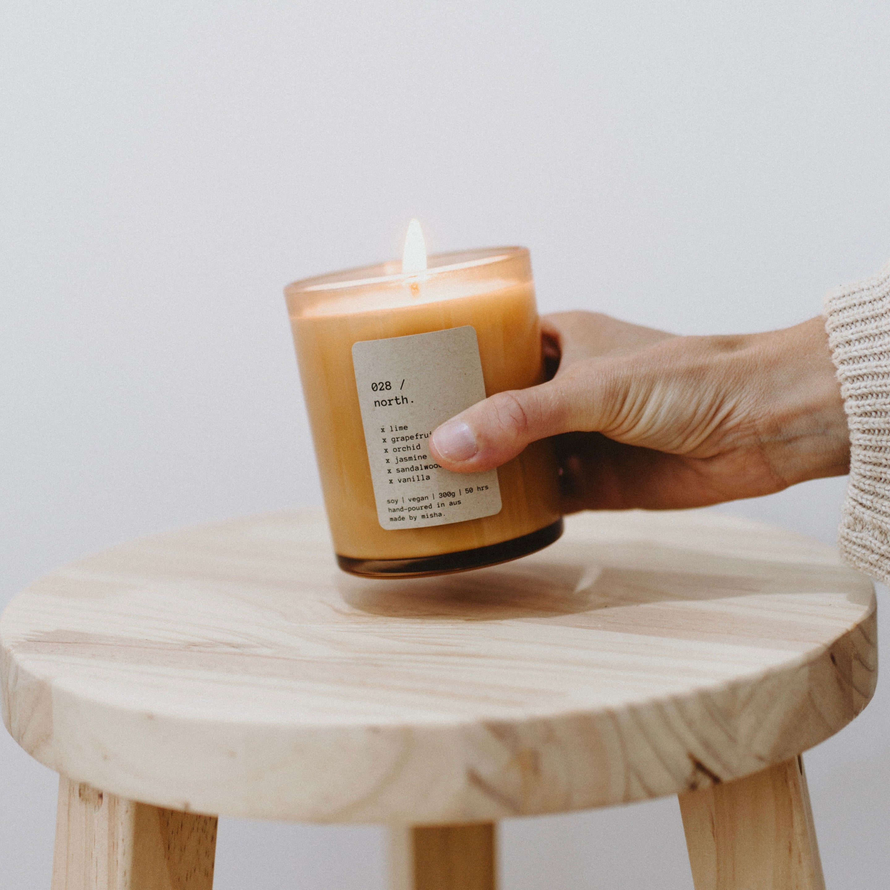 028 / north. (sandalwood, vanilla, orchid, jasmine)