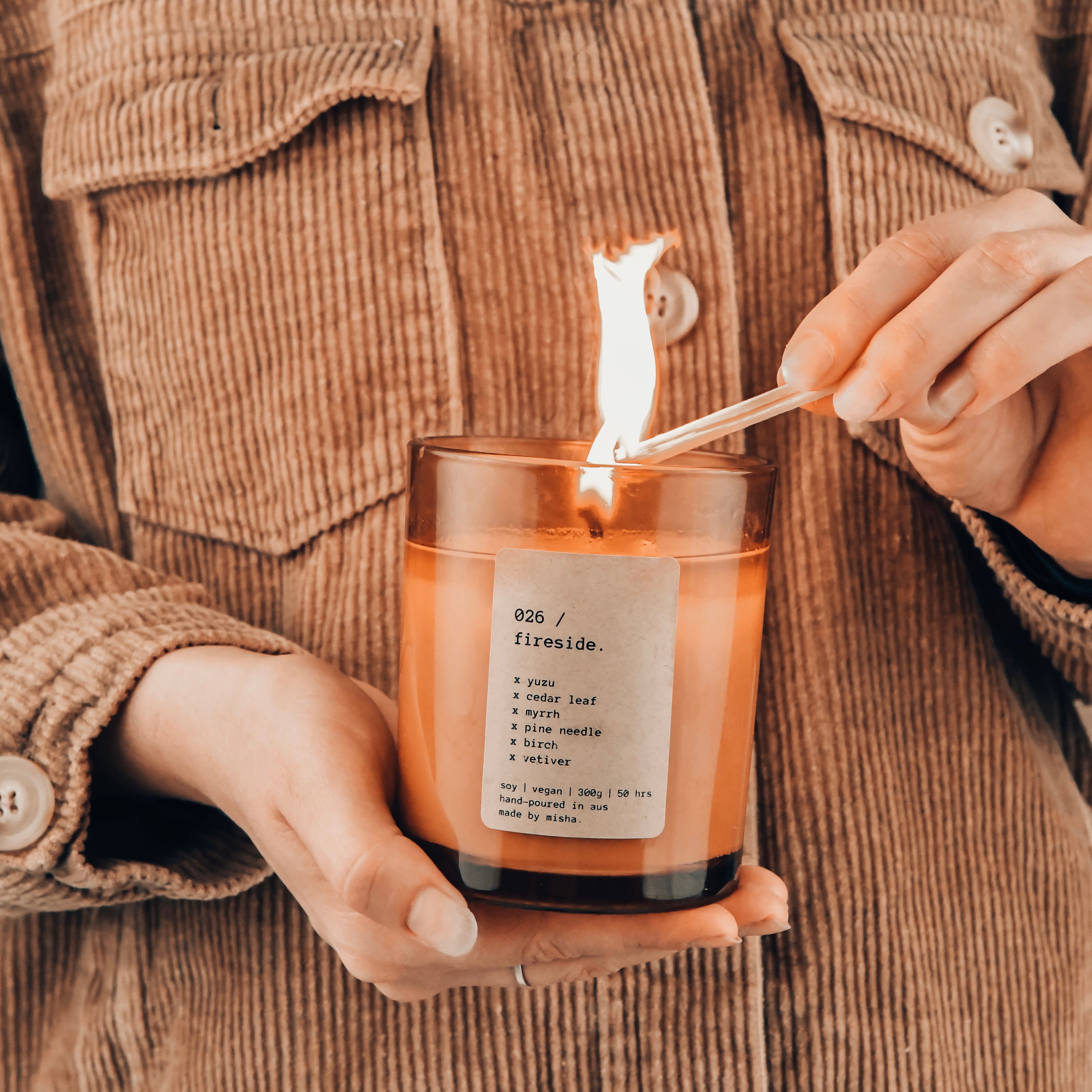 026 / fireside. (yuzu, cedar leaf, myrrh, pine needle, birch, vetiver)