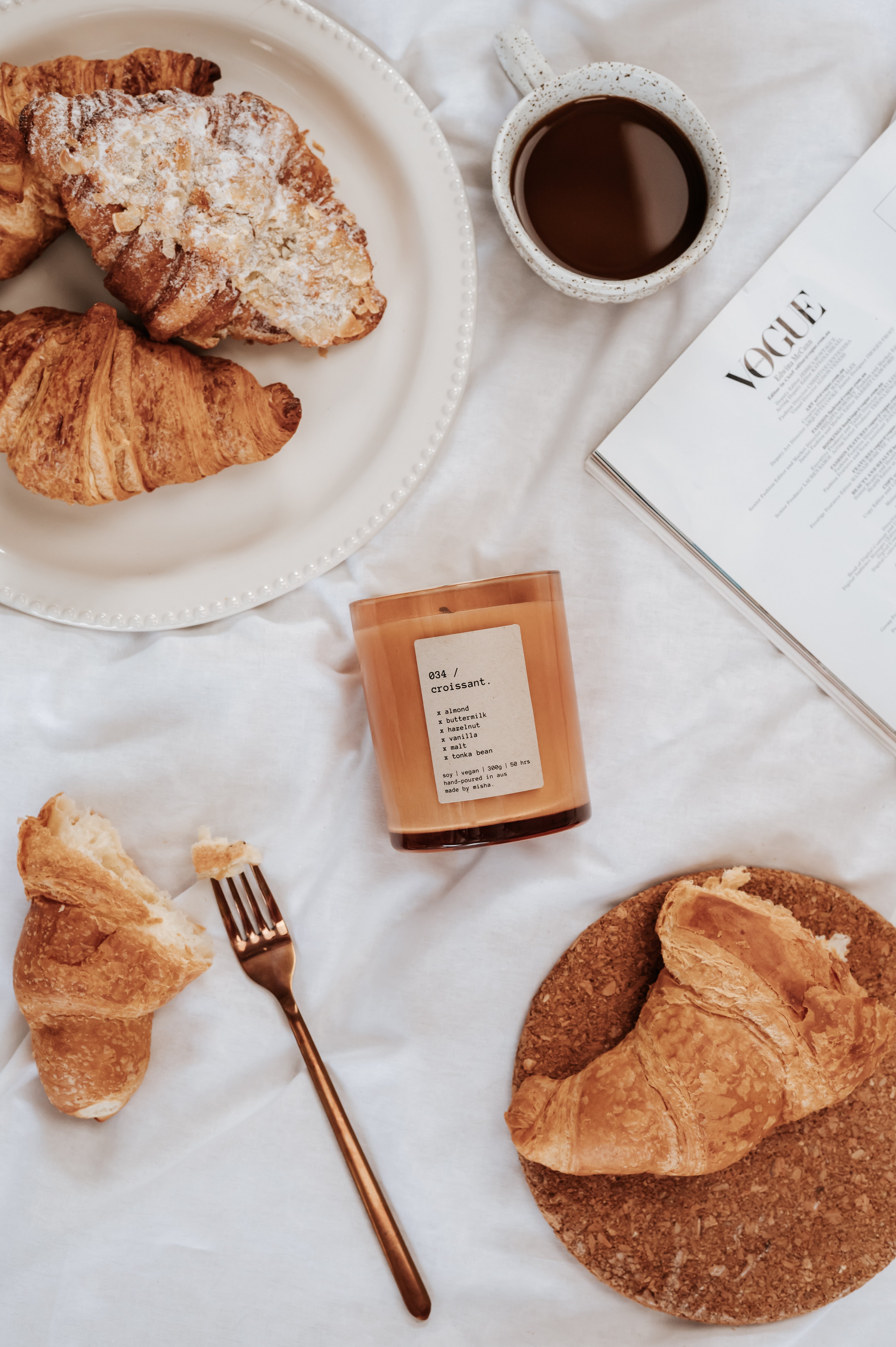 034 / croissant. (almond, buttermilk, hazelnut, vanilla)