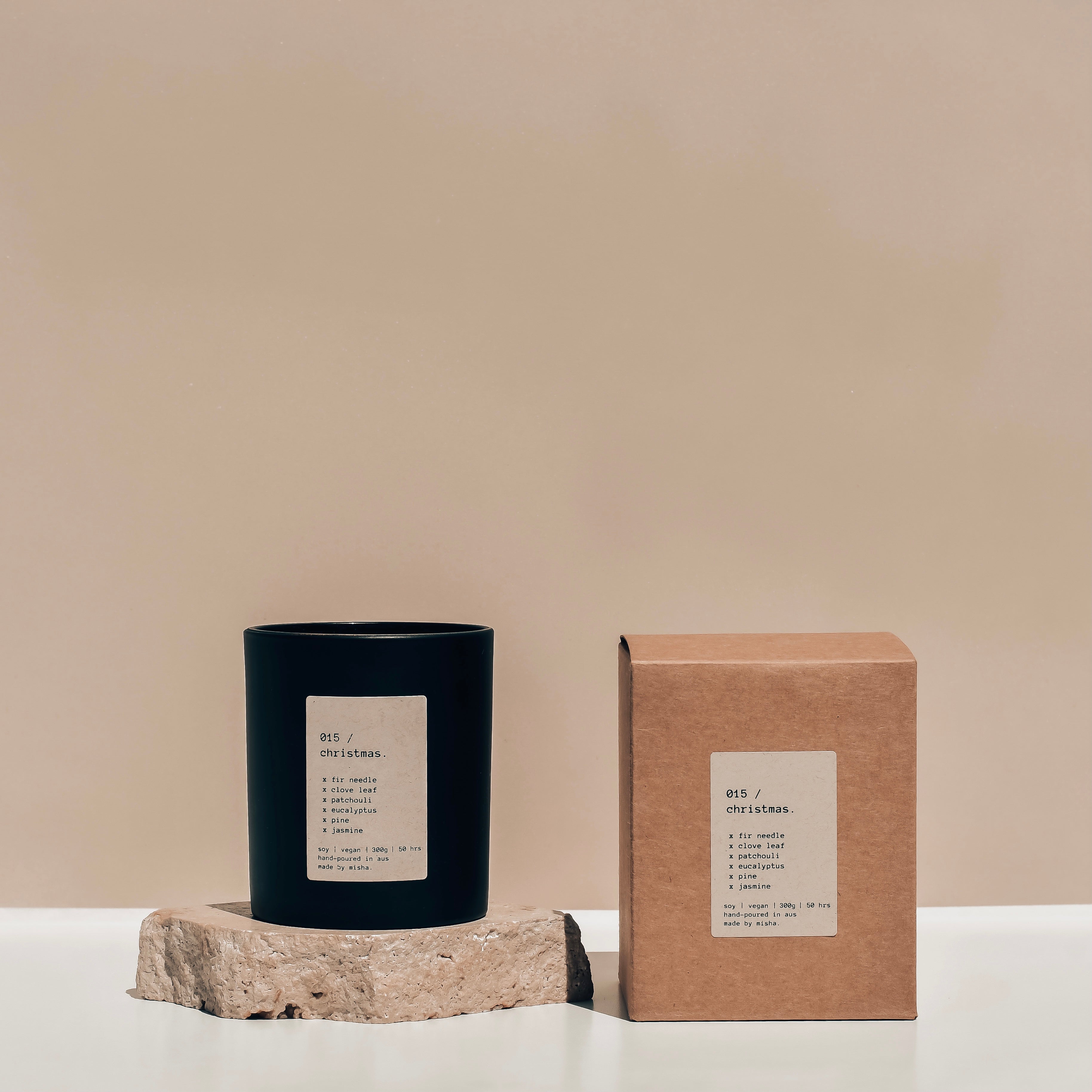 015 / christmas. (fir needle, clove leaf, patchouli, eucalyptus, pine)
